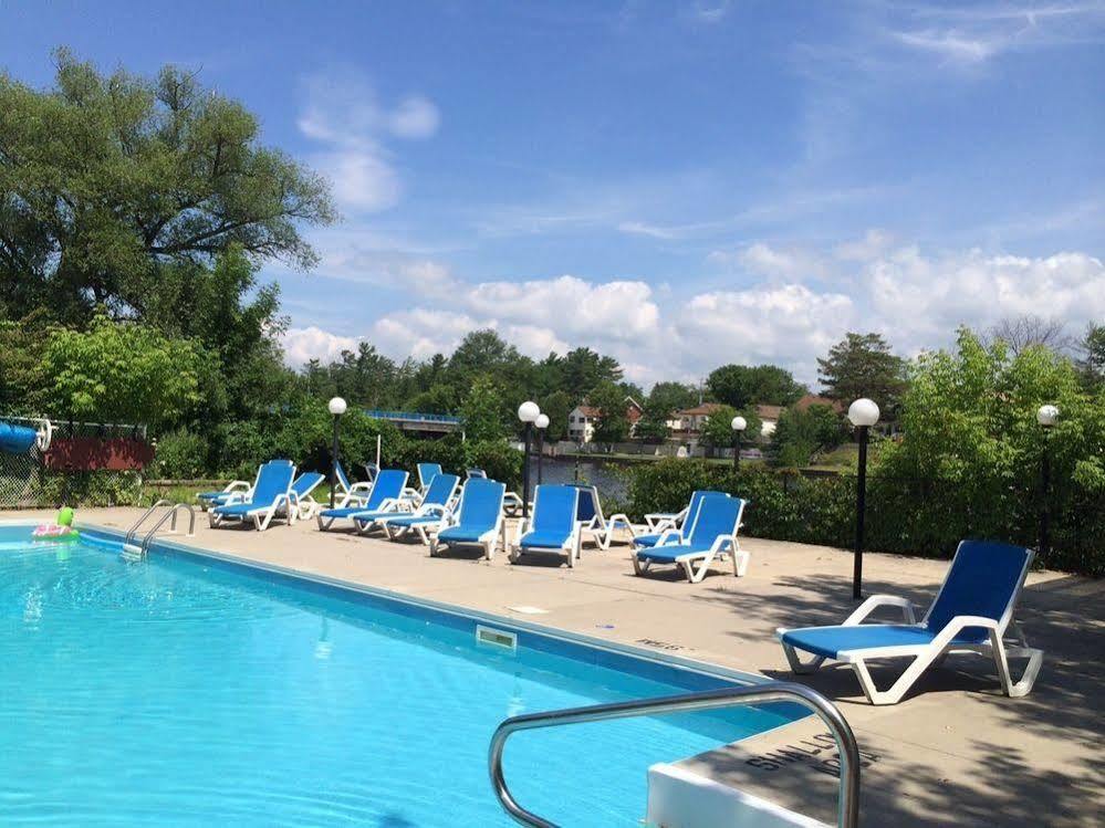 Villa Nova Motel Васага-Бич Экстерьер фото